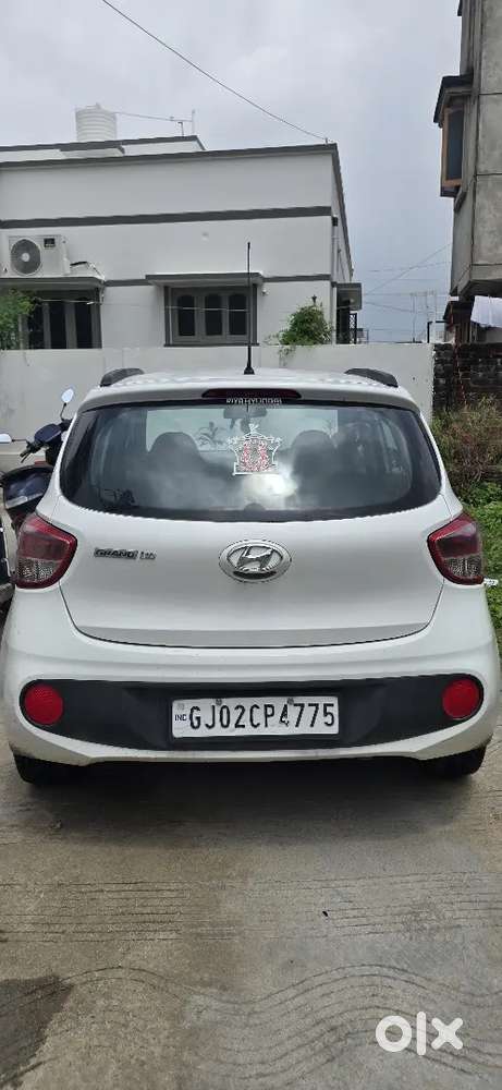 Hyundai Grand I10 2018 Petrol 72645 Km Driven
