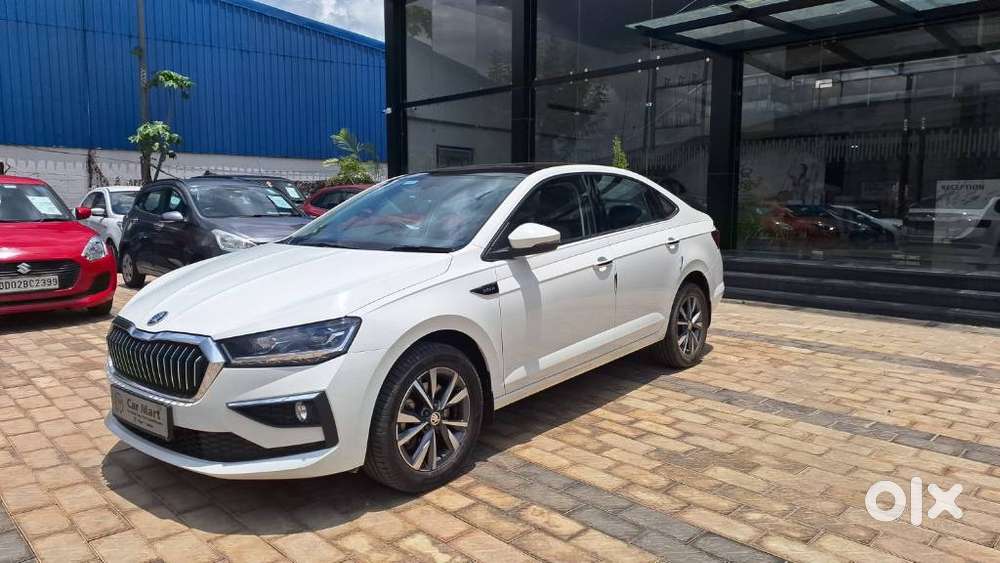 Skoda Slavia 1.5 Tsi Style At, 2023, Petrol