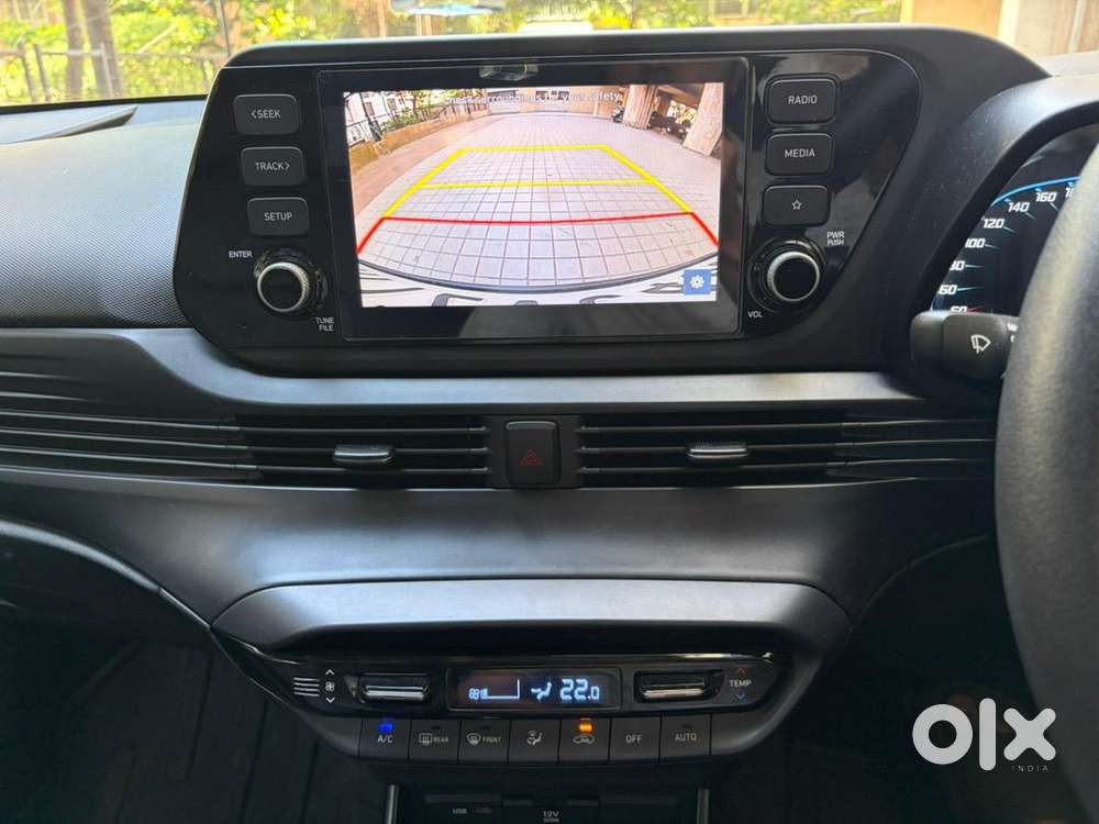 Hyundai I20 Sportz Ivt Petrol 2023 Automatic