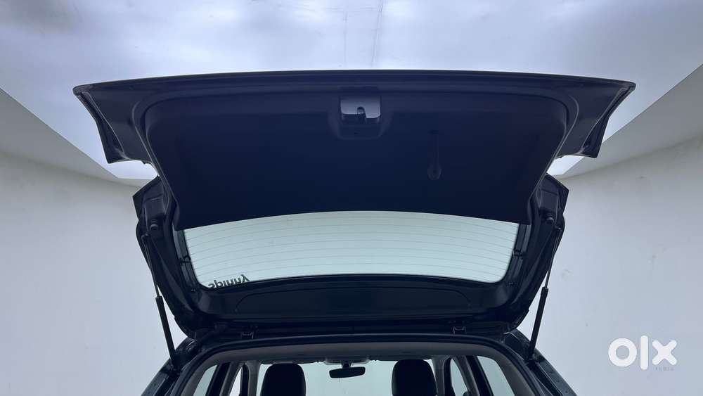 Skoda Kylaq Prestige At, 2025, Petrol