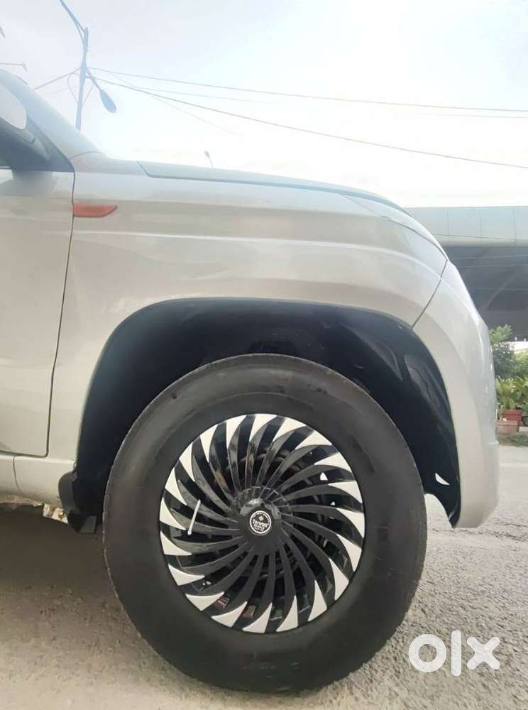 Mahindra Tuv 300 T6, 2017, Diesel