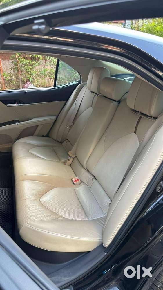 Toyota Camry 2022 Petrol Well Maintained
