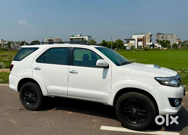 Toyota Fortuner 3.0 4x2 Automatic, 2015, Diesel