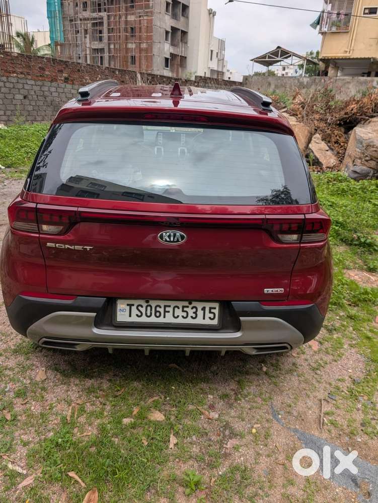 Kia Sonet Petrol 2021 Automatic Well Maintained Less Driven