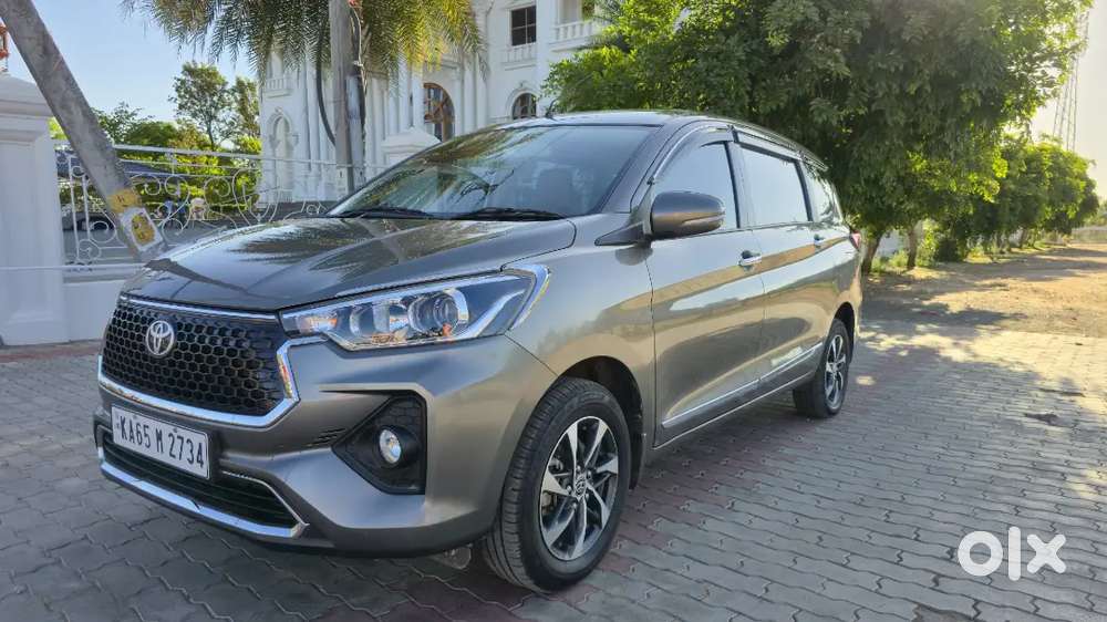 Toyota Rumion 2024 Petrol Well Maintained