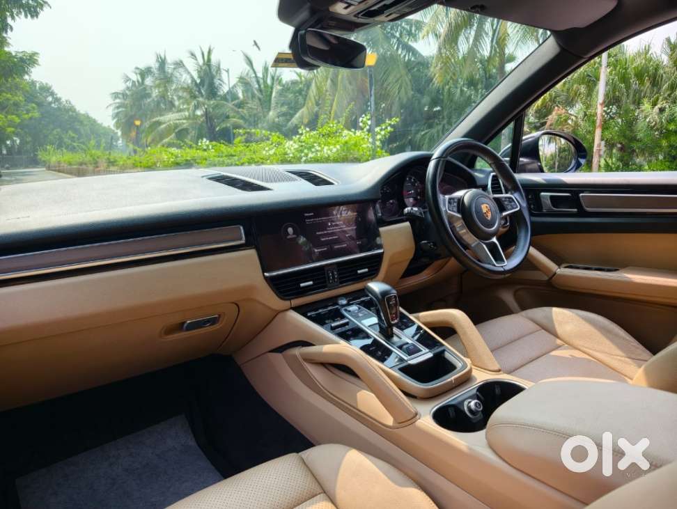 Porsche Cayenne Base, 2022, Petrol