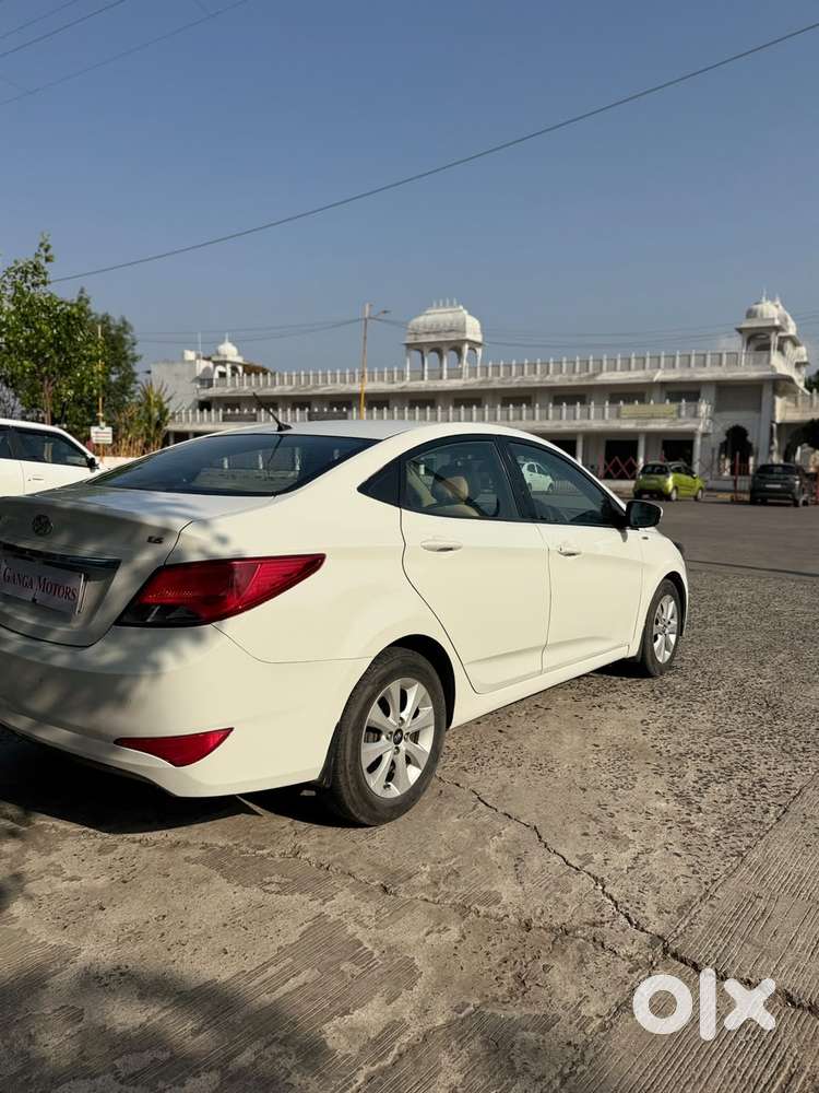 Hyundai Verna 1.6 Crdi At Sx Option, 2015, Diesel