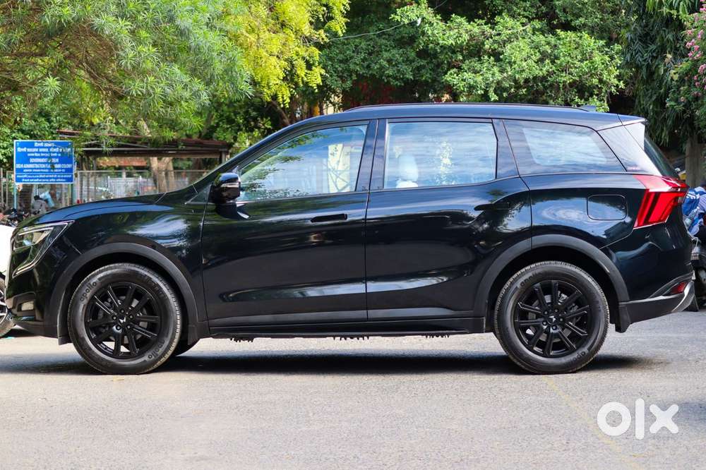 Mahindra Xuv700 2.0 Ax 7 Petrol At Luxury Pack Str, 2024, Petrol