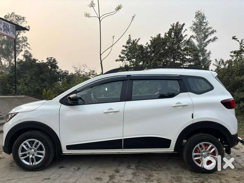 Renault Triber Rxt Mt  2023