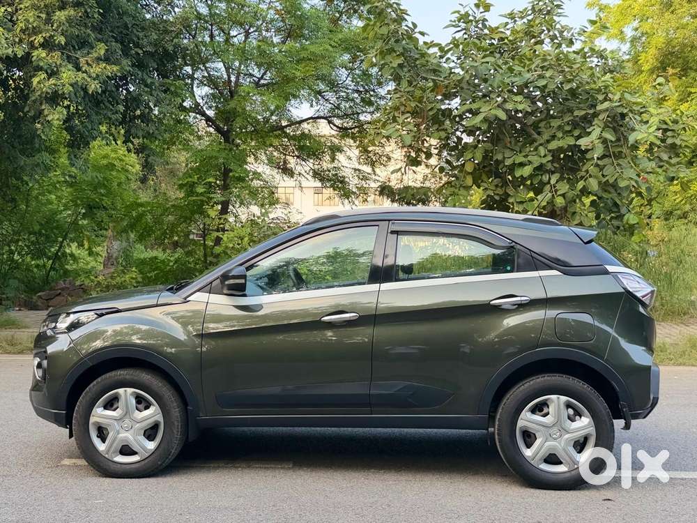 Tata Nexon 1.2 Revotron Xma Amt (s), 2020, Petrol