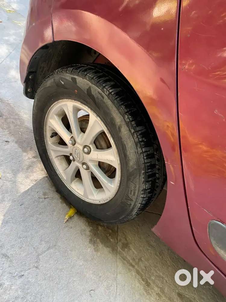 परिवार के लिए बेस्ट गाड़ी