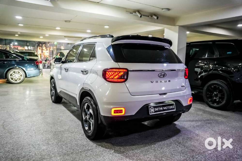 Hyundai Venue Sx Plus Turbo Dct, 2019, Petrol