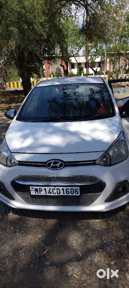 Hyundai Xcent 2015 Diesel 124890 Km Driven