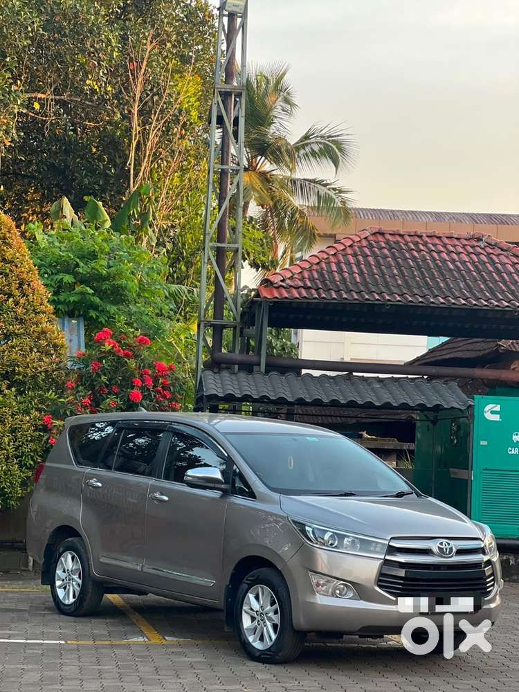 Toyota Innova Crysta 2017