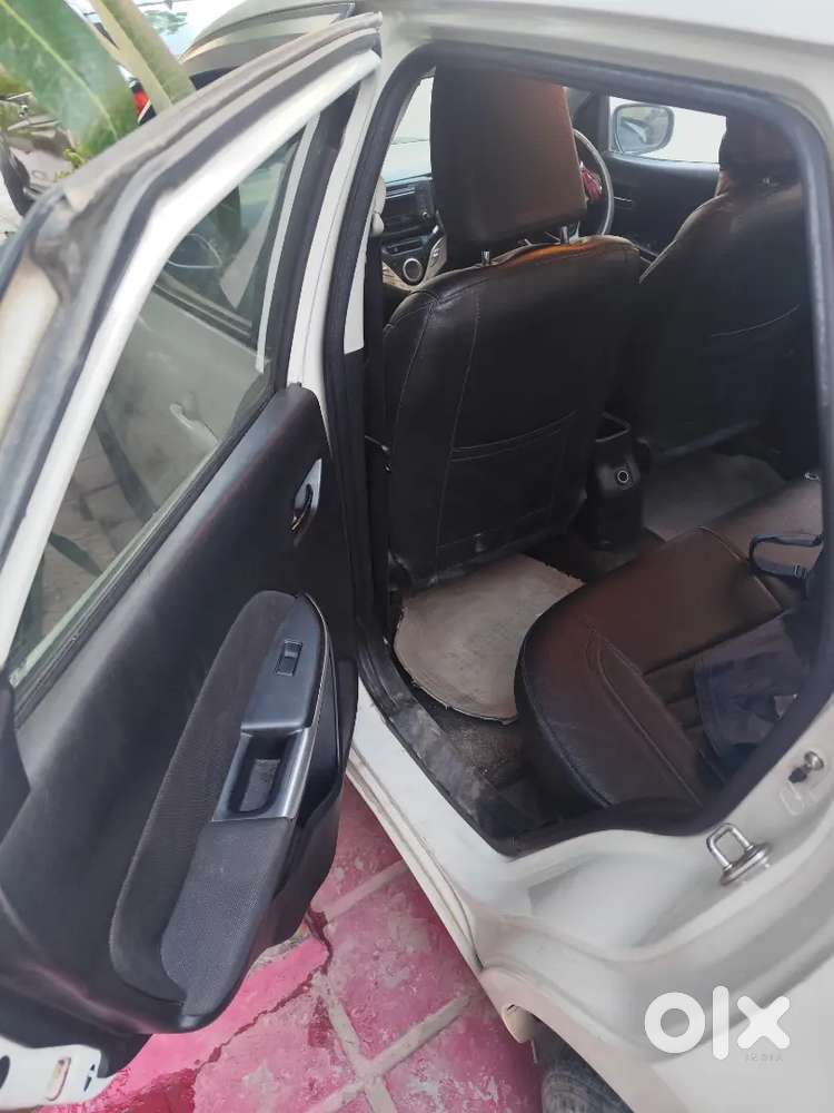 Maruti Suzuki Baleno 2017 Delta Petrol Mt