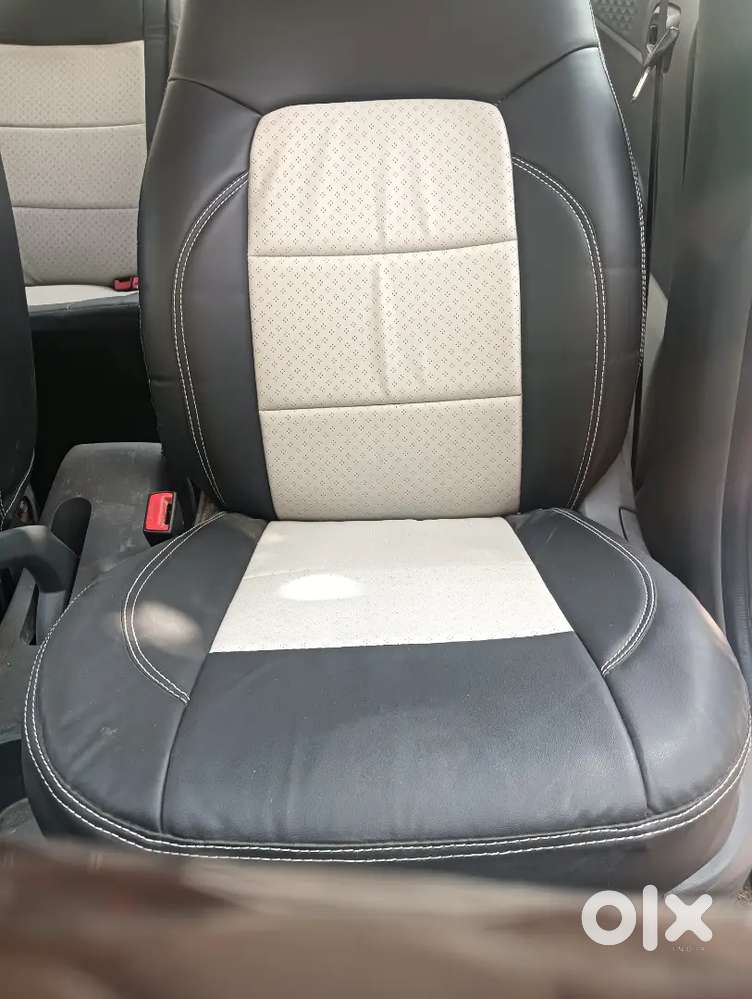 Hyundai Aura Cng 2023  Low Km Driven  Single Owner