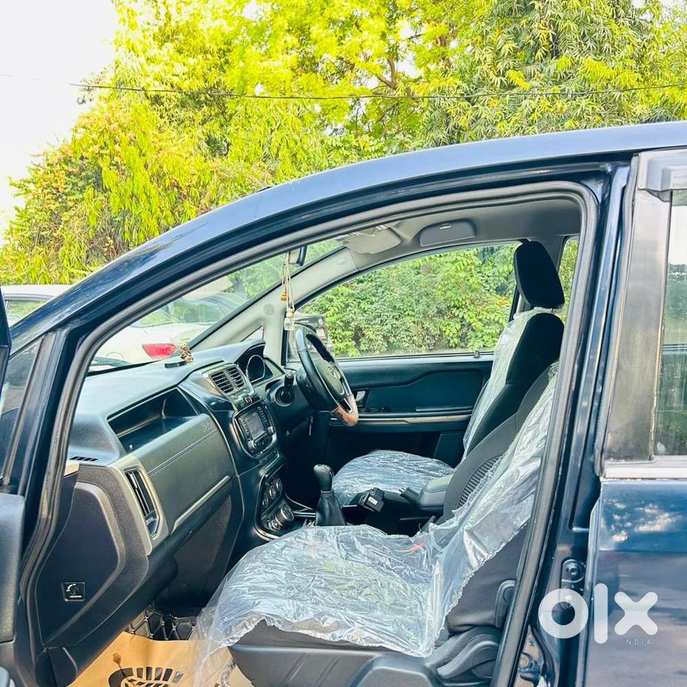 Tata Hexa 2017 Diesel Well Maintained All Original Company Maintained