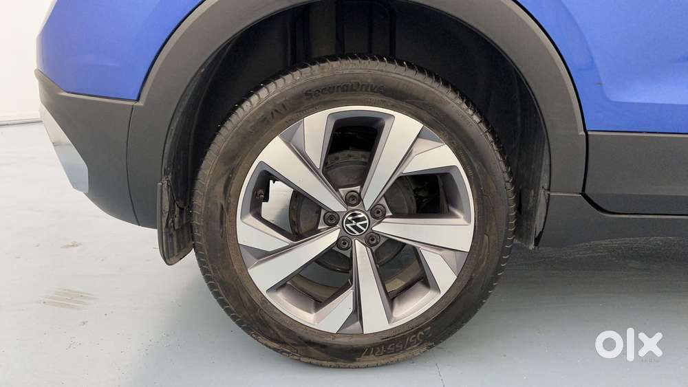 Volkswagen Taigun Topline 1.0 Tsi At (electric Seats), 2023, Petrol