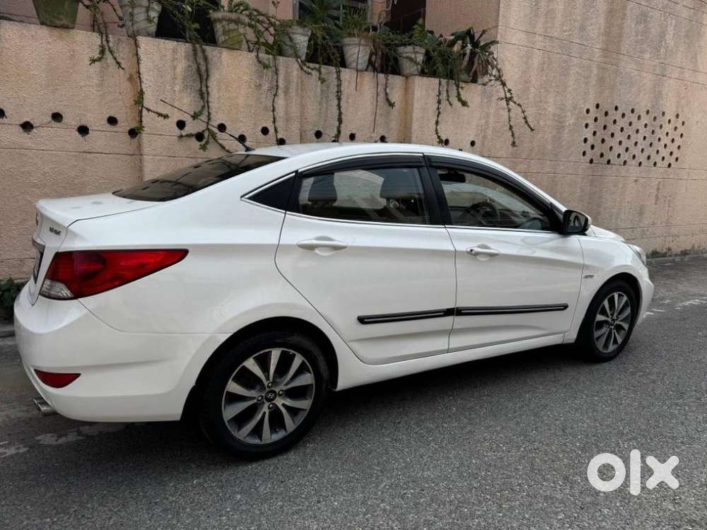 Hyundai Verna Sx Petrol At, 2014, Petrol