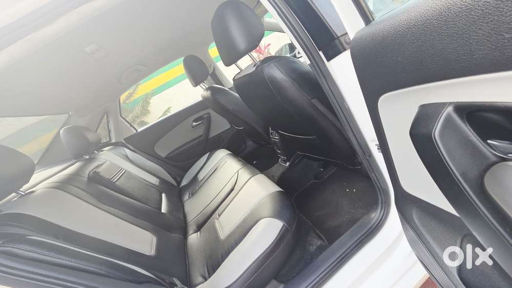 Skoda Rapid 1.0 Tsi Ambition, 2021, Petrol