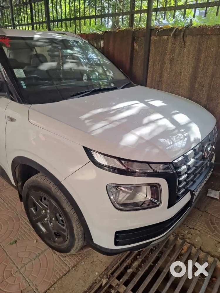 Hyundai Venue 2024 Petrol Good Condition