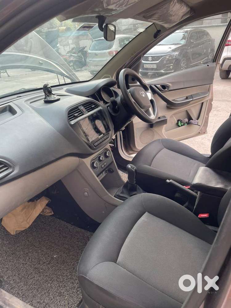 Tata Tiago 2018 Petrol 40700 Km Driven