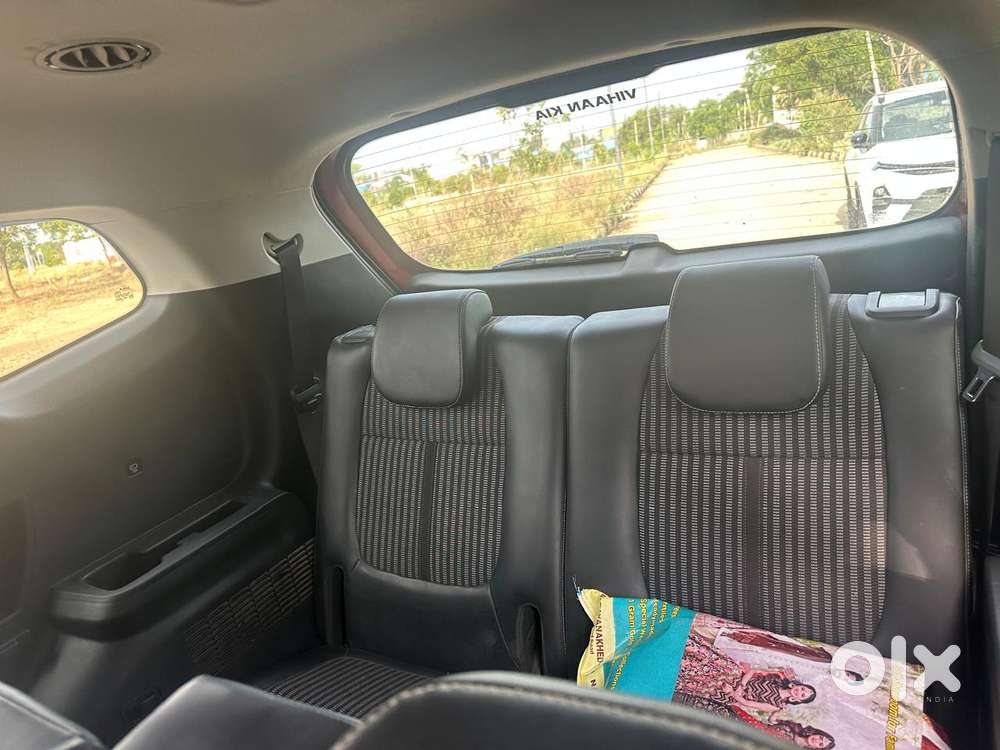 Kia Carens G1 4.6mt Luxury Plus 7, 2022, Petrol