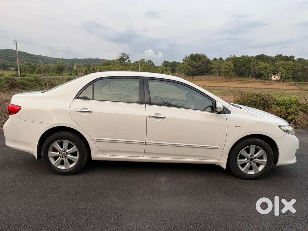 Toyota Corolla Altis 1.8g In Excellent Condition