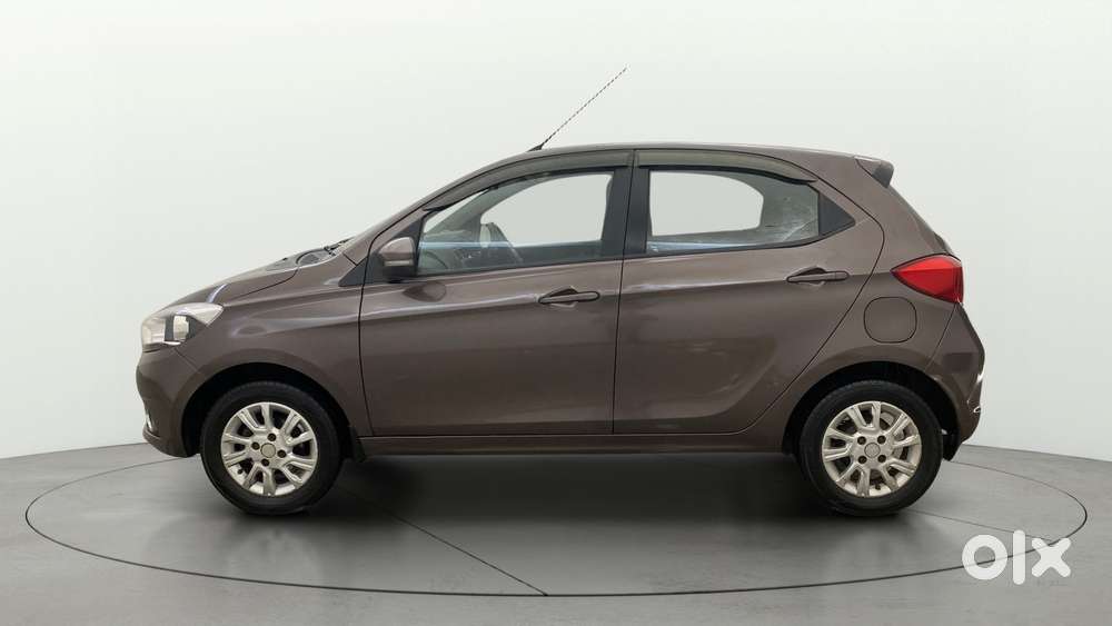 Tata Tiago 1.2 Revotron Xz, 2017, Petrol
