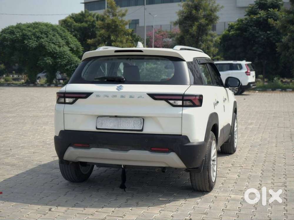 Maruti Suzuki Brezza 1.5 Zxi Smart Hybrid, 2023, Petrol