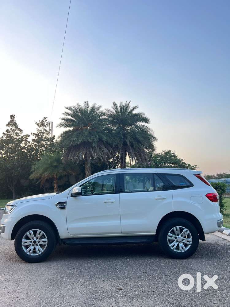 Ford Endeavour 2.2 Trend At 4x2, 2017, Diesel