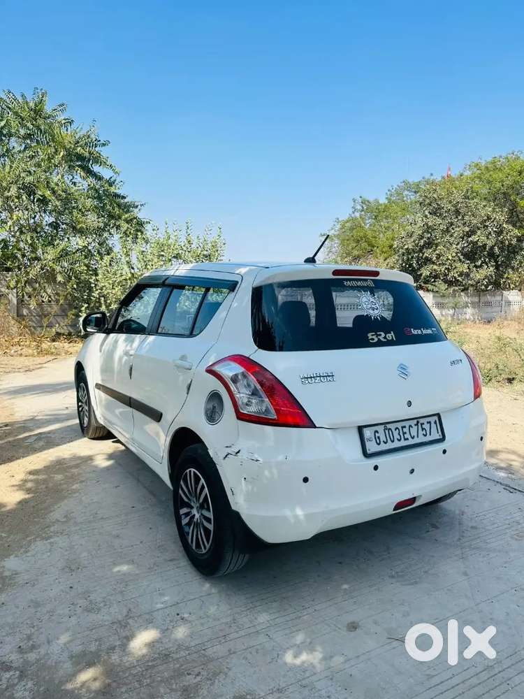 Maruti Suzuki Swift Lxi 2013