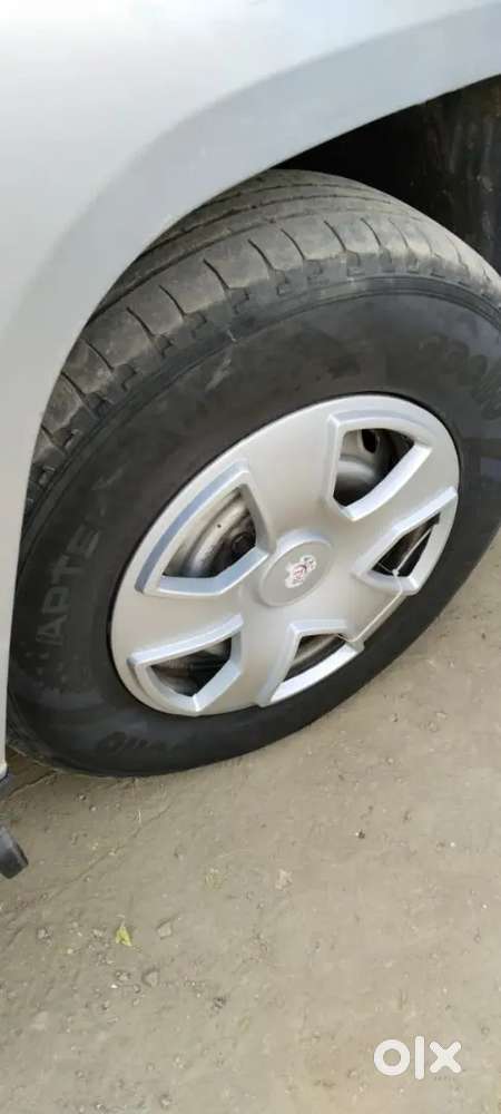 Mahindra Tuv 300 2019