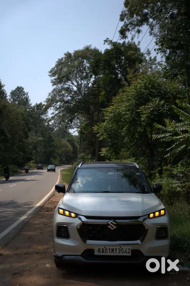 Maruti Suzuki Grand Vitara Hybrid  24+ Kmpl  Warranty Till 2027