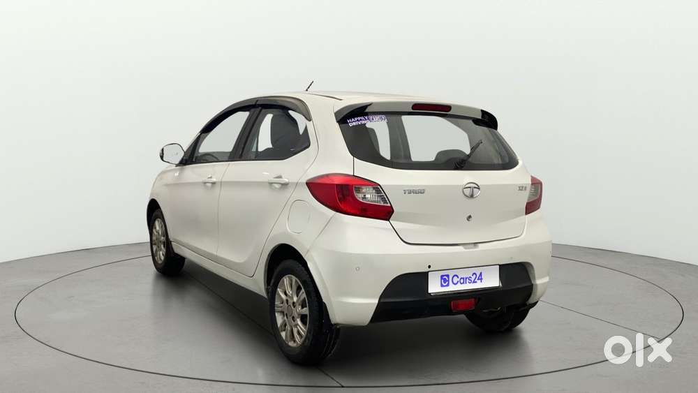 Tata Tiago 1.2 Revotron Xza, 2017, Petrol