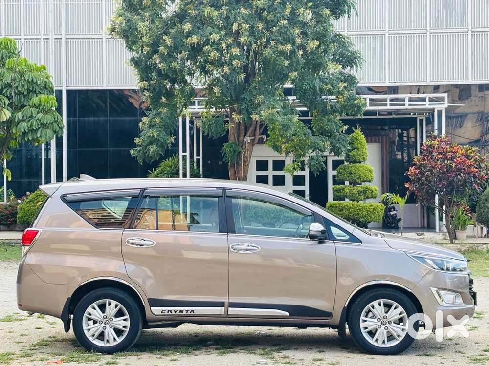 Toyota Innova Crysta 2.8 Zx At 7 Seater, 2019, Diesel