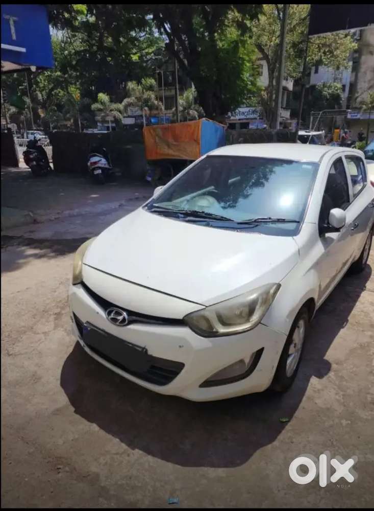 Hyundai I20 Asta 2012( Start Stop Button )