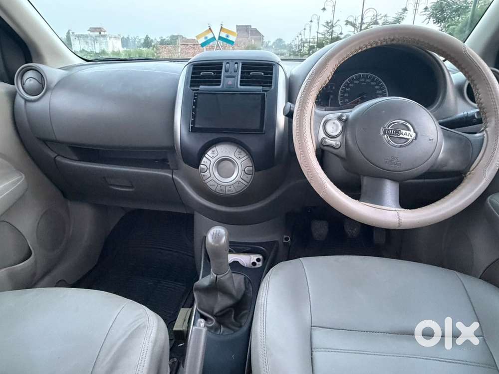 Nissan Sunny Petrol 2012