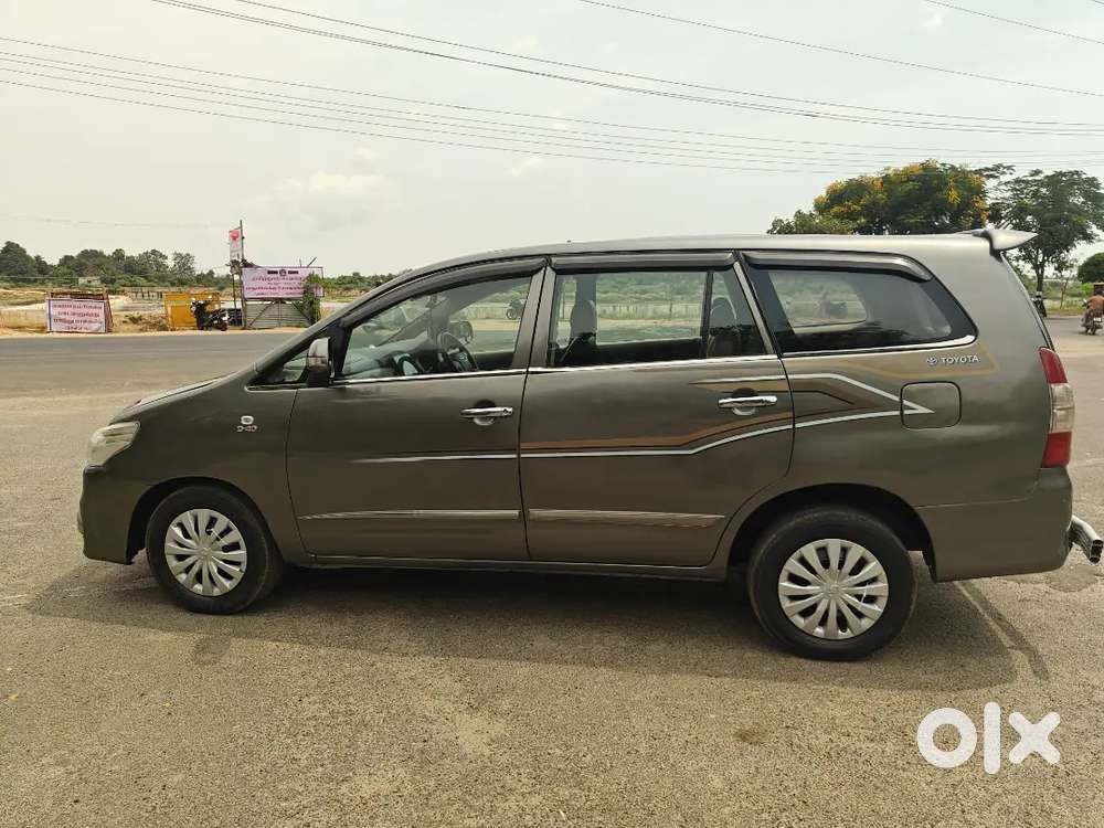 Toyota Innova 2014 Diesel 174000 Km Driven
