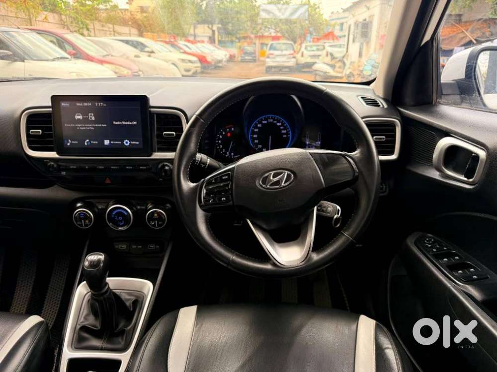 Hyundai Venue S Plus Mt 1.2 Kappa, 2022, Petrol