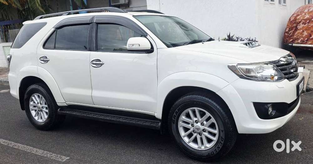 Toyota Fortuner 3.0 4x2 Mt, 2013, Diesel