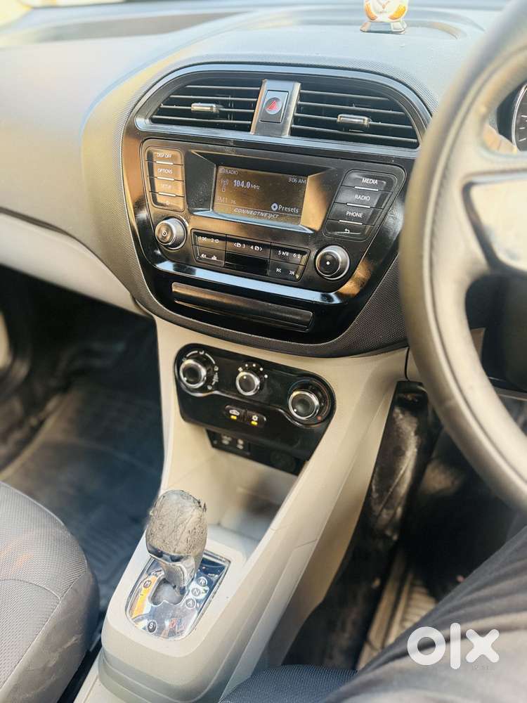 Tata Tiago 1.2 Revotron Xta, 2018, Petrol