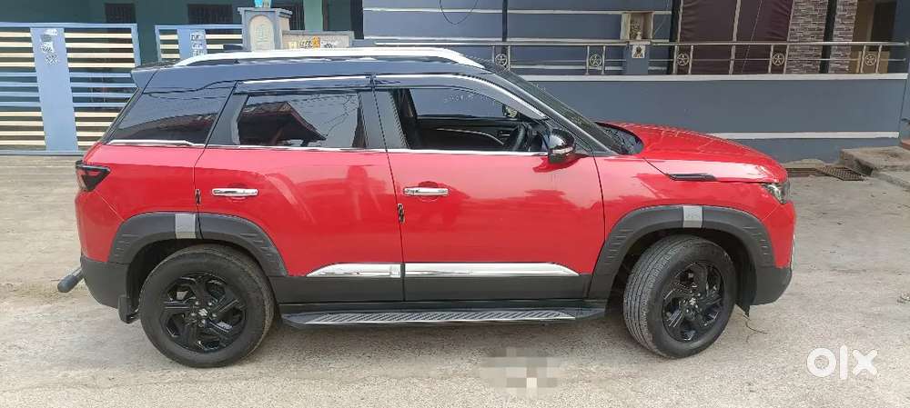 Maruti Suzuki Brezza Zxi At Smart Hybrid (2024) – Mint Condition