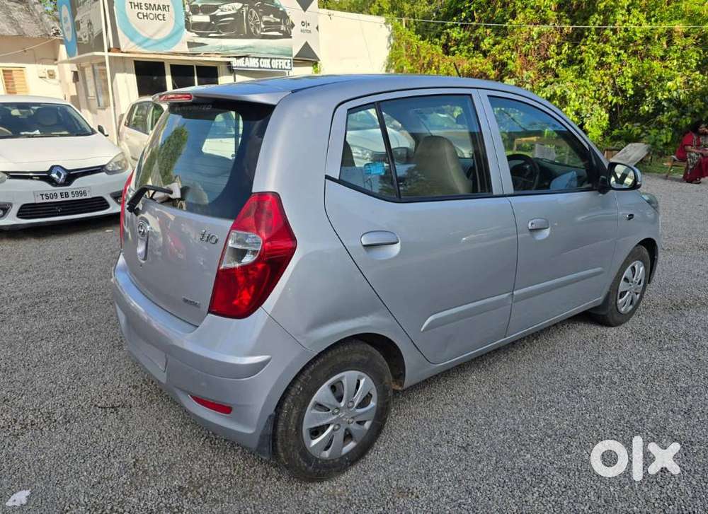 Hyundai I10 Sportz At, 2012, Petrol
