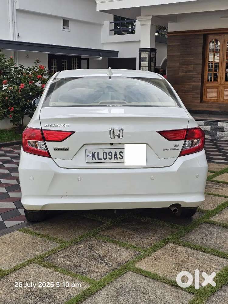 2019 Honda Amaze Exclusive Edition – Orchid Pearl White