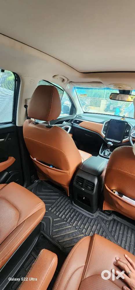 Mg Hector Plus 2022 Petrol 13000 Km Driven