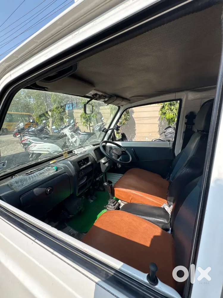 Omni E Mpi Std Bs Iv, Colour - S White,  Lpg/petrol Model - 2015