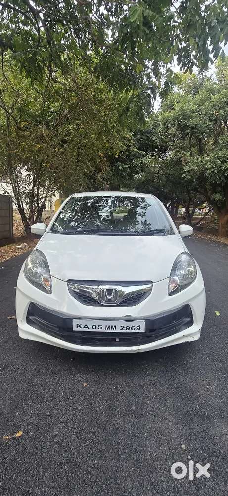 Honda Brio 2012 Petrol Well Maintained