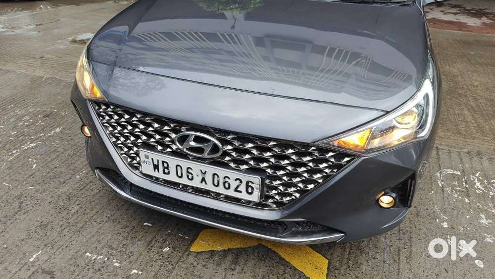 Hyundai Verna 1.5 Sx Ivt, 2022, Petrol