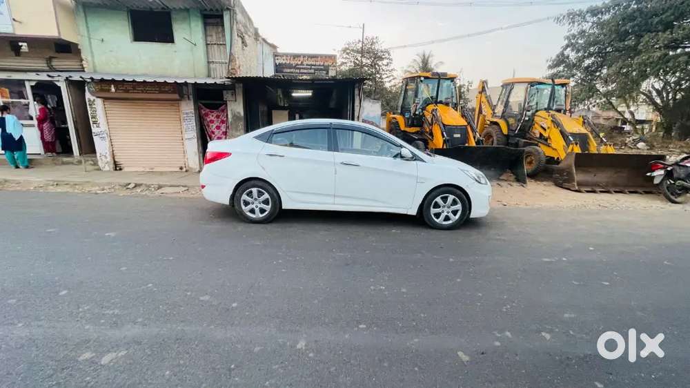 Hyundai Verna 2012 Petrol 52000 Km Driven